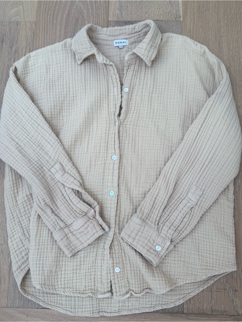 DONNI. Women’s Bubble Shirt in Latte